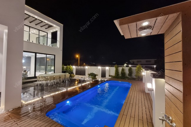اجاره ویلای مدرن ۴خوابه استخردار