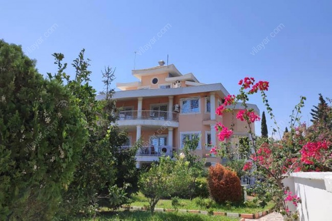 اجاره ویلا باغ ساحلی ۷ خواب رئوف در چالوس