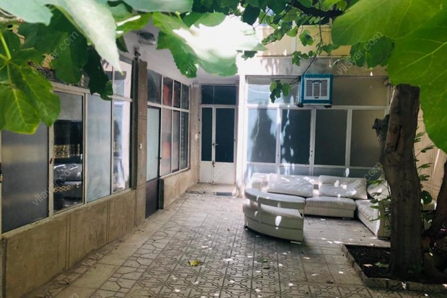 اجاره روزانه خانه حیاط دار در بست در قزوین