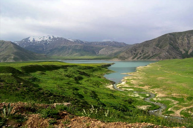 دریاچه سد لار با ویلایار