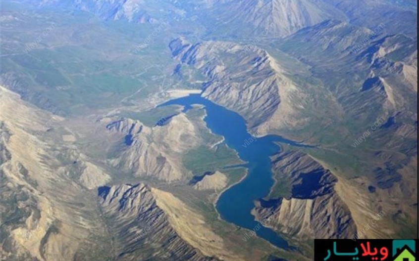 دریاچه لار در پارک ملی و زیبا دشت لار