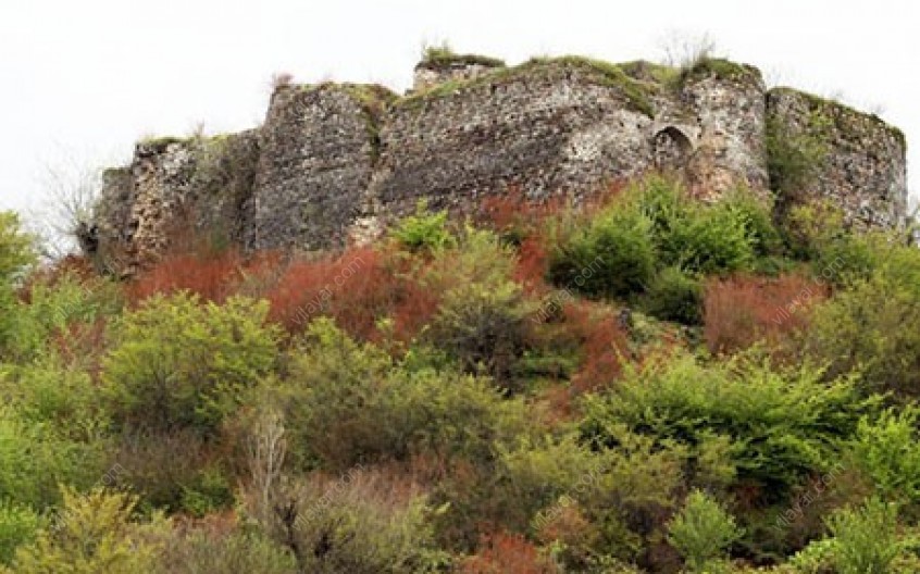 قلعه صلصال لیسار- دژی بر فراز تالش