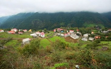 روستای گیلده گیلان؛ از زیباترین جاذبه ‌های توریستی در حاشیه گردنه حیران