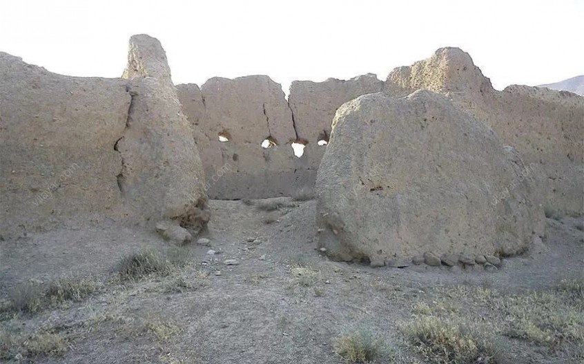 قلعه خشتی گیلوان خلخال؛ یادگاری از زمان هخامنشیان که همچنان پابرجا باقی مانده است