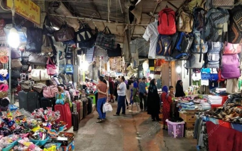 بازار لاری ‌ها و اوزی‌ ها، قدیمی و با ابهت