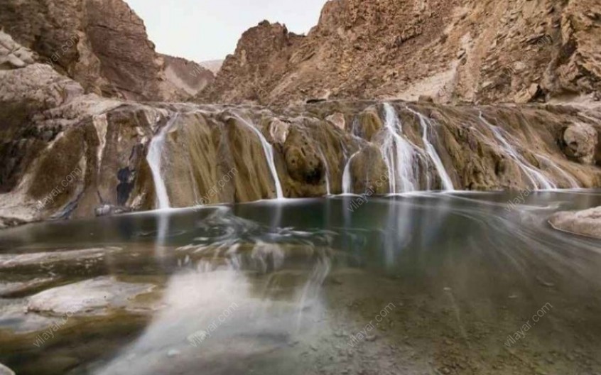 چشمه آب گرم بادون؛ فراتر از یک جاذبه گردشگری در دل بندر لنگه با رازهای درمانی