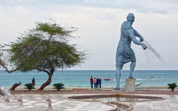 پارک ساحلی مرد ماهیگیر نماد کیش