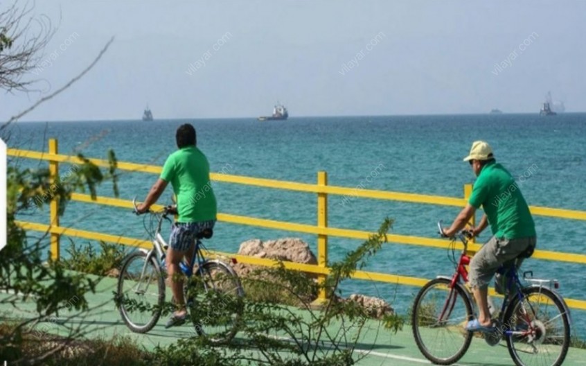 مسیر دوچرخه سواری کیش؛ عبور از کنار سواحل با چشم اندازهای زیبا