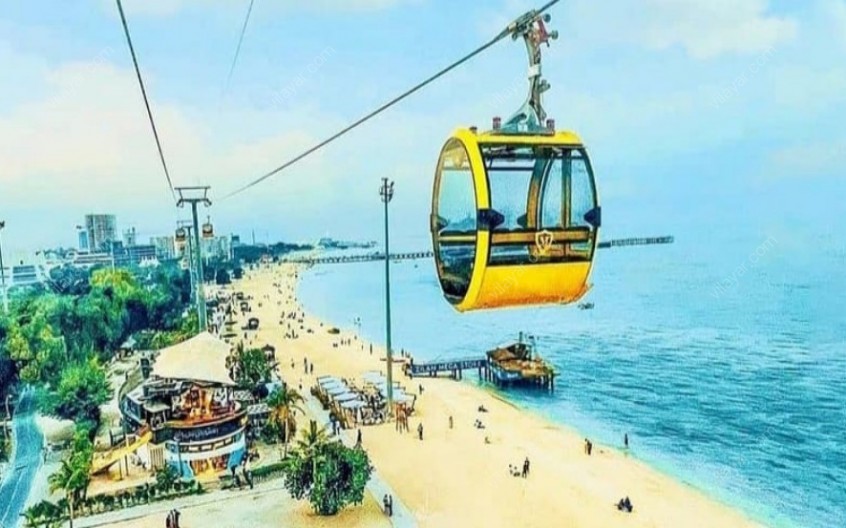 تله کابین میکامال کیش؛ سفر هوایی بر فراز جزیره