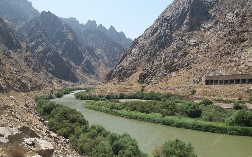 راهنمای سفر به جلفا