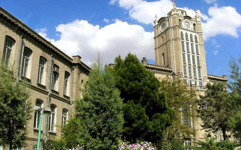 میدان ساعت تبریز؛ قلب تپنده‌ ای‌ که تاریخ و معماری آلمانی را در آغوش گرفته