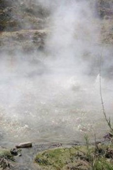 آبگرم شالقون؛ از جاهای دیدنی سراب