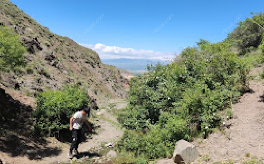 آبگرم شالقون؛ از جاهای دیدنی سراب