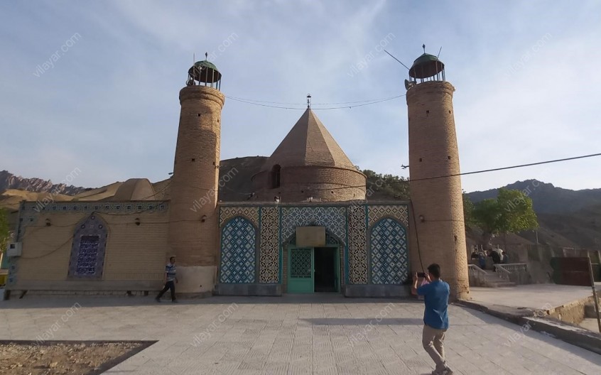 مقبره بابا بزرگ جاذبه‌ای تاریخی و معنوی در دل لرستان