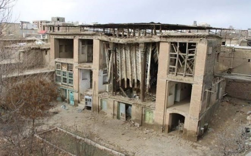 خانه تاریخی حاتمی نمادی از هنر و تاریخ کهن لرستان