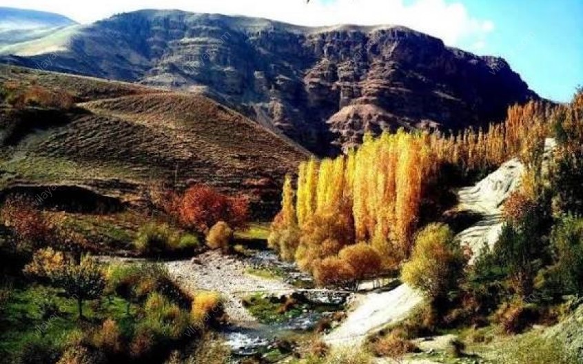گلدشت تکه‌ای از بهشت در قلب لرستان