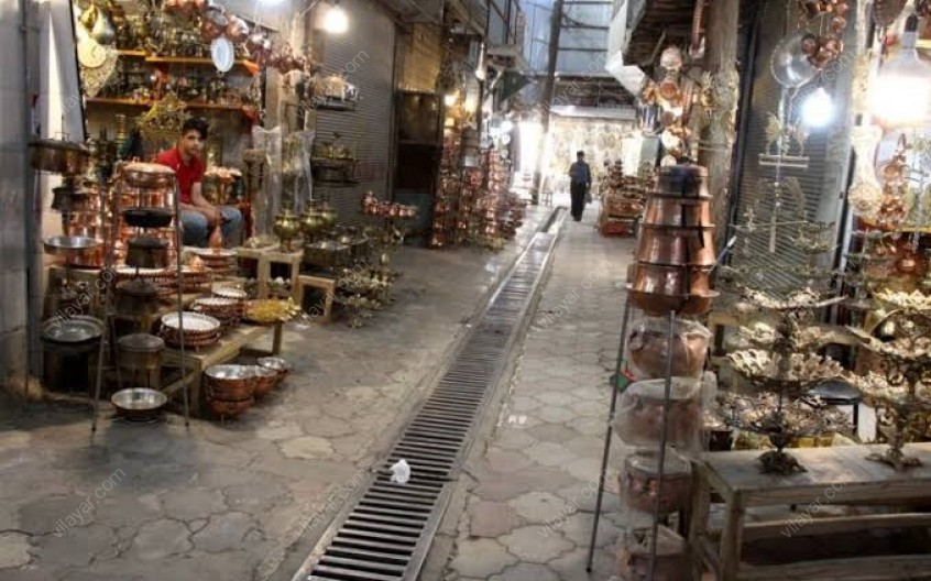 بازار سنتی لرستان محلی برای تجربه فرهنگ و هنر