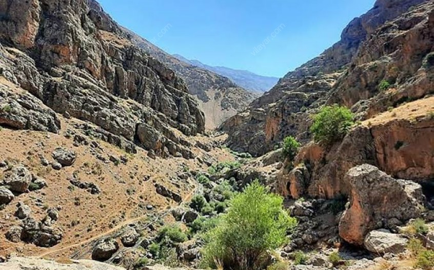 تنگه کپرگه لرستان بهشتی پنهان در دل طبیعت ایران