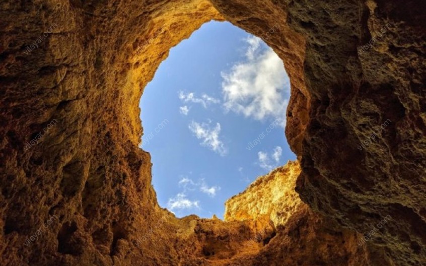 غار کلک‌رو لرستان: دریچه‌ای به دنیای زیرزمینی