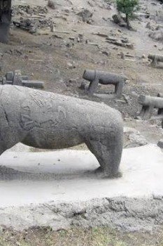 گورستان تاریخی بزنوید لرستان