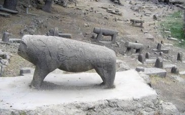 گورستان تاریخی بزنوید لرستان