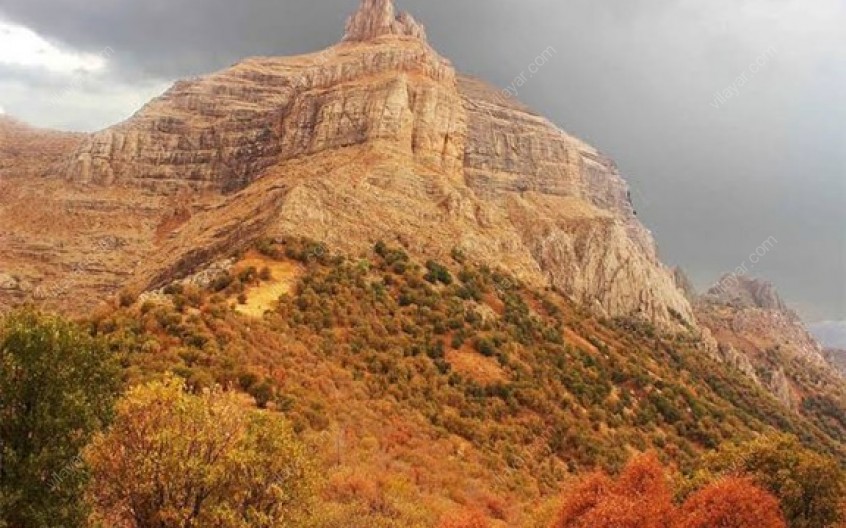 کوه قارون دورود؛ صعود به دژ افسانه‌ای در قلب طبیعت لرستان