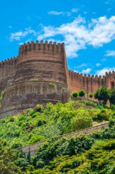 قلعه شَکَر لرستان: دژی از جنس افسانه‌ها