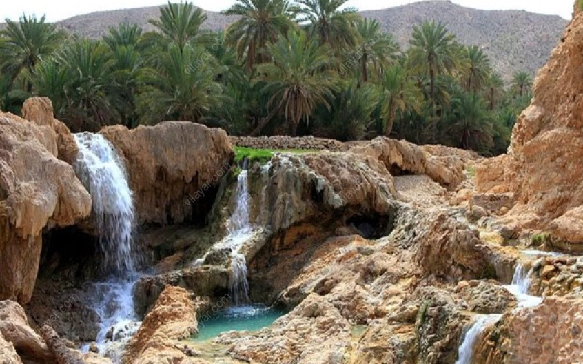 چشمه آب گرم بادون؛ فراتر از یک جاذبه گردشگری در دل بندر لنگه با رازهای درمانی - تصویر 2
