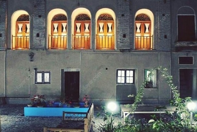 اقامتگاه بوم گردی دیرا در اصفهان