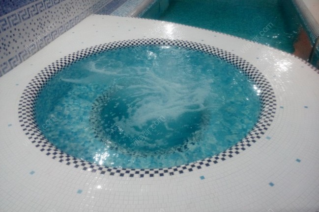 رزرو ویلای استخردار