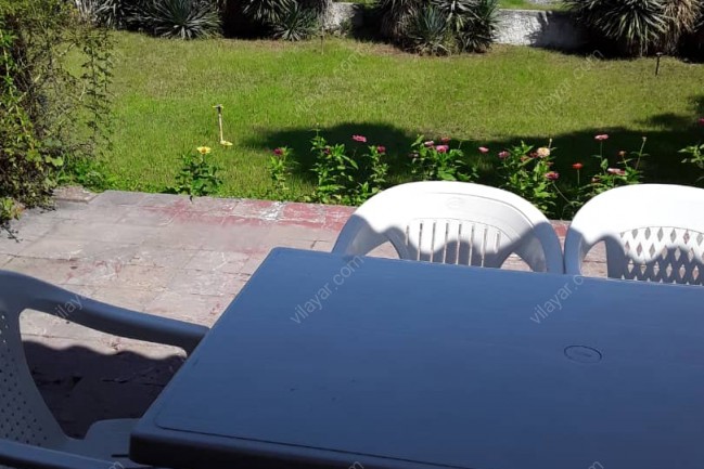 ویلا ساحلی لب دریا در دریا کنار