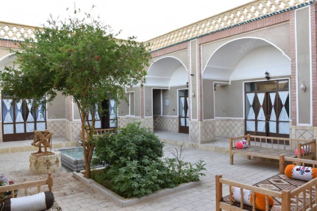 اقامتگاه سنتی مادر بزرگ در اصفهان