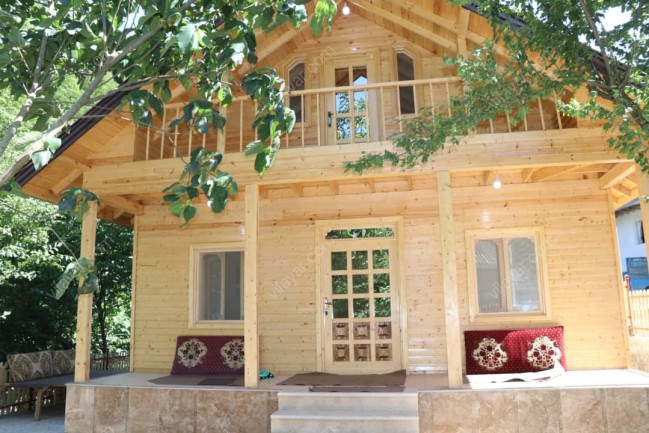 اجاره کلبه چوبی کنار رودخانه تالش