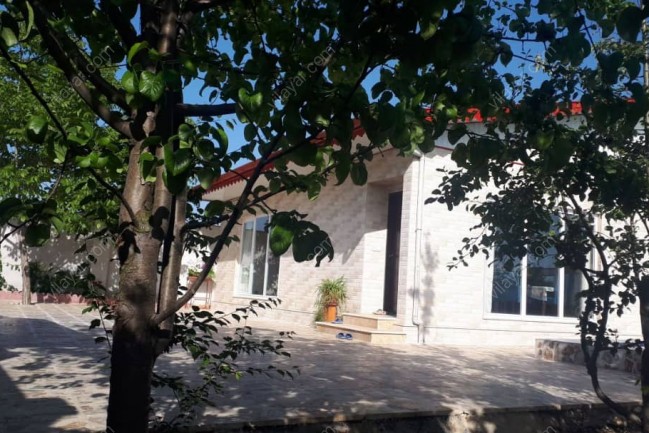 ویلا استخردار ساحلی برای اجاره شبانه در گیلان